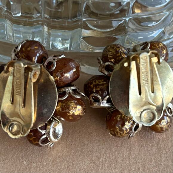 2 Pair Lot Vintage 1950's Japan Clip On Bead Earrings - Picture 5 of 9